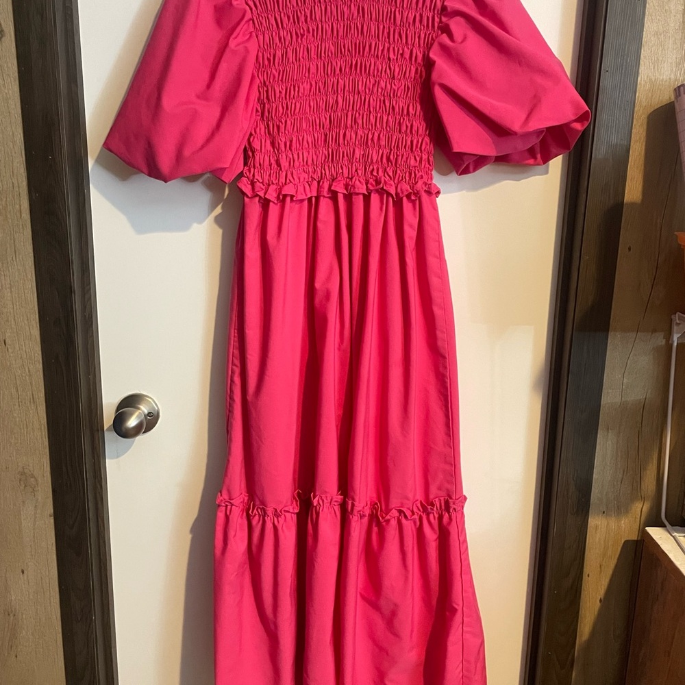 Vibrant Pink Maxi Dress with Puff Sleeves